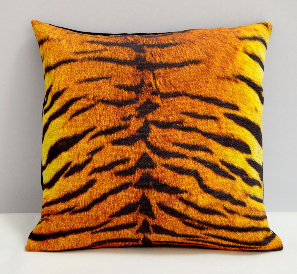 Наволочка для декоративной подушки "Тигр"