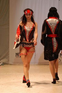 2005 показ на конкурсе Ассамблея моды Москва 13