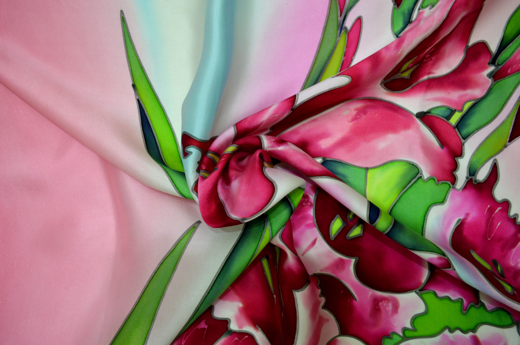 платок "Римские каникулы" (зеленый/розовый) 90 х 90 см, ручная роспись, 100% шёлк